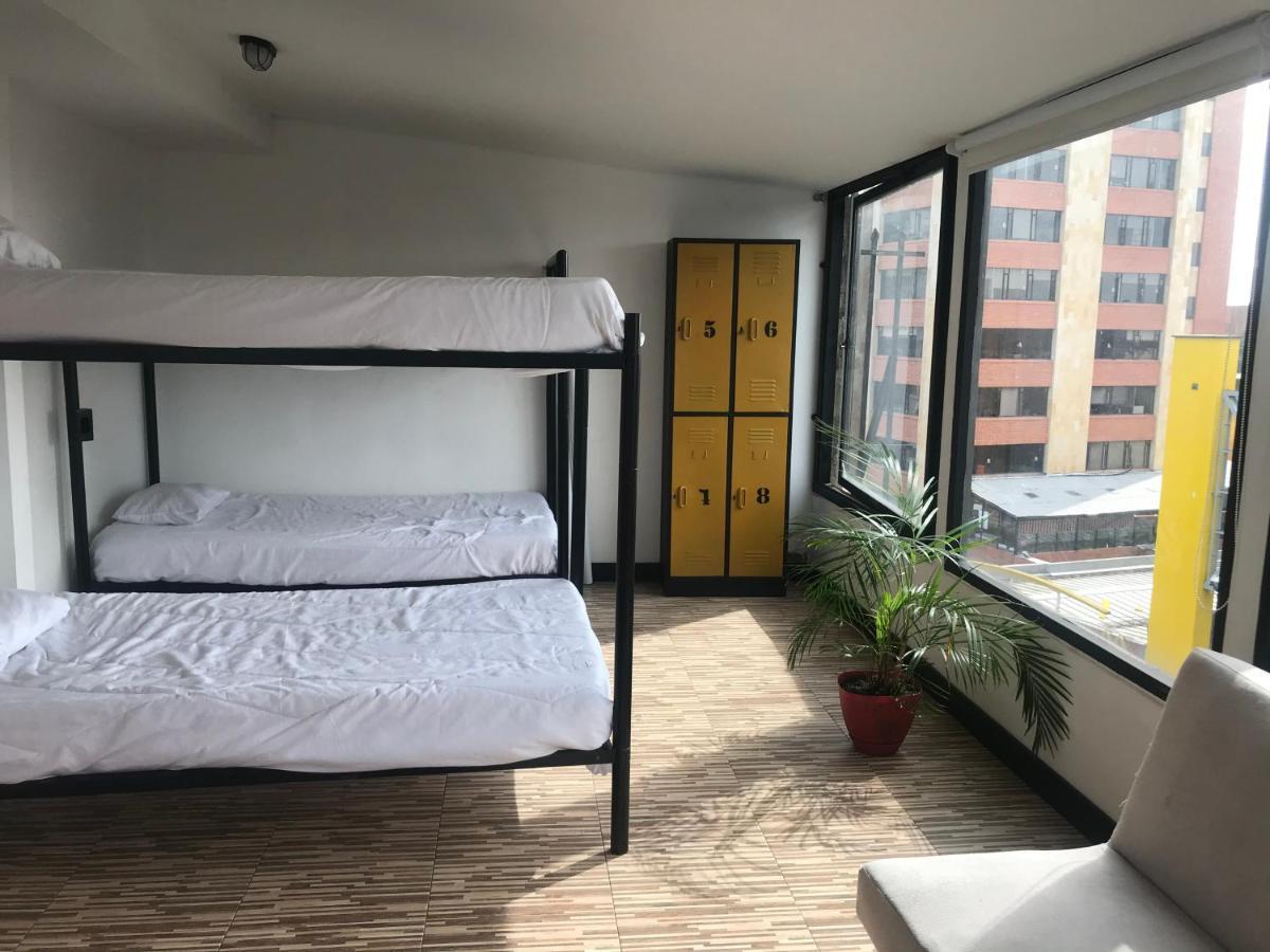 Hostal - Hotel - Apartaestudios Amoblados CHAPINERO LAS MANDARINAS - COWORKING Bogotá Eksteriør billede